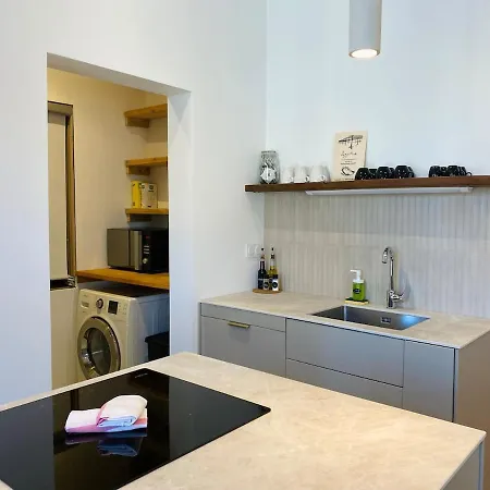'lazare' T3 Climatise, Centre-ville, Wifi Apartment