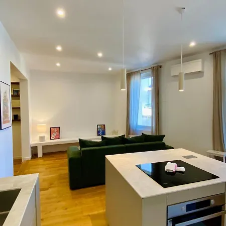 Apartment 'lazare' T3 Climatise, Centre-ville, Wifi *
